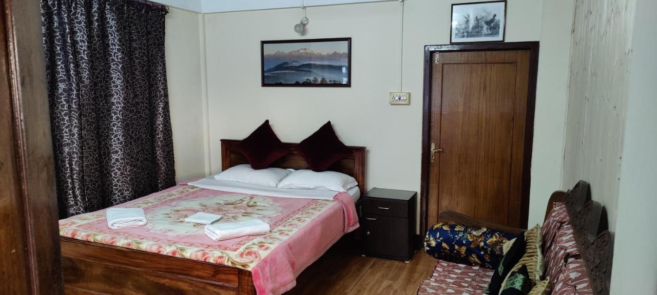 The River View Homestay Kurseong Exterior photo